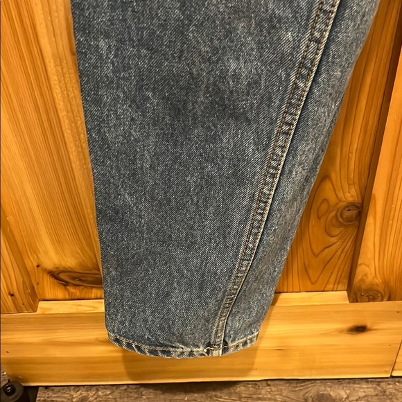 Jordache Women's Classic Blue Straight Leg Jeans - Picture 5 of 11